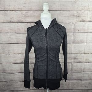 Women's Lululemon Daily Practice Mid Layer Jacket Hooded Size 4 Full Zip